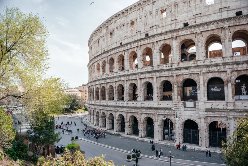 Colosseum guided tour thumbnail